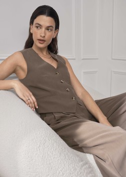 THE F&F EDIT CAMPAIGN IMAGERY