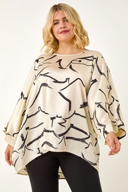 Roman Curve Ivory Mono Print Longline Top