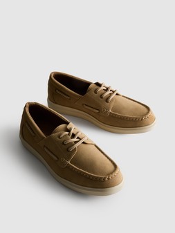 PRIMARK DECK SHOE, £20, €22, $30, RON110, PLN95, CZK570
