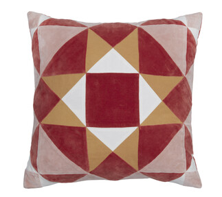 https://blog.prshots.co.uk/contents/archives/98/201/images/thumb350x287_auto/marks_amp_spencer_ms-velvet-patchwork-cushion-25_thumb.jpg