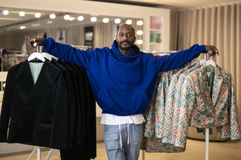 https://blog.prshots.co.uk/contents/archives/98/201/images/thumb350x287_auto/marks_amp_spencer_msdressthenation-48_thumb.jpg